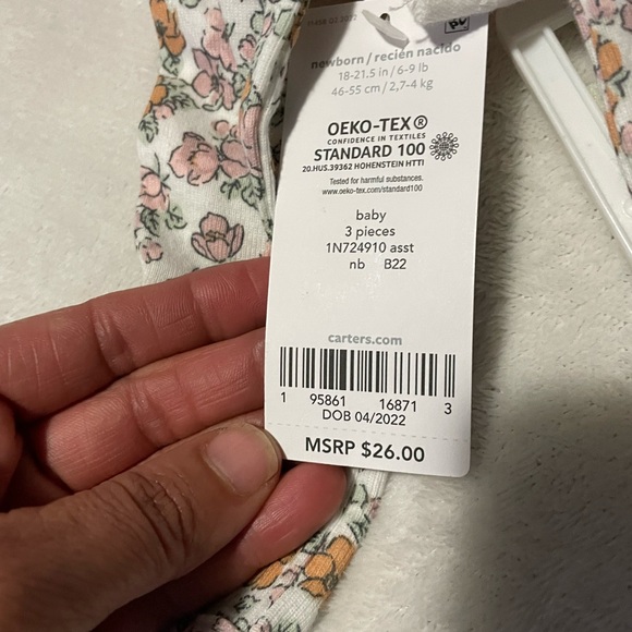 Newborn baby girl clothing - Picture 2 of 6